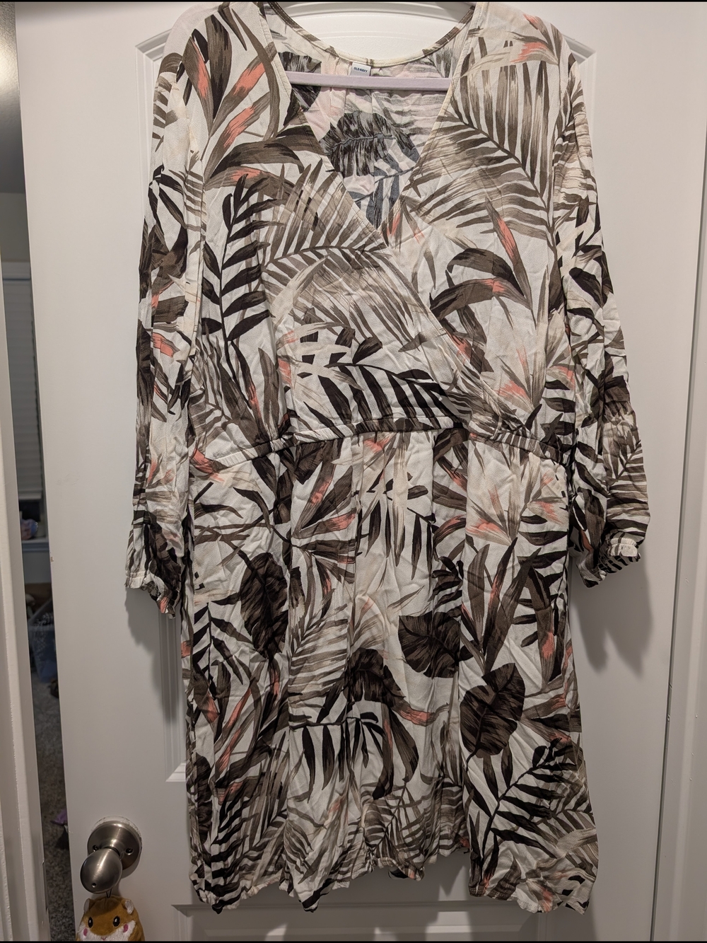 Old Navy Cream Tunic with Brown and Pale Pink Leaf Motif